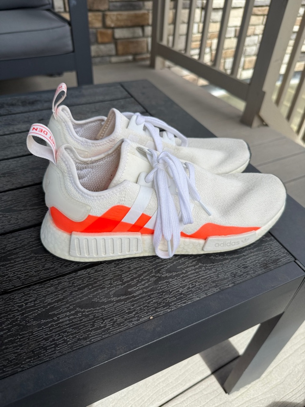 Adidas Men’s NMD_R1 sneakers white/orange 10
